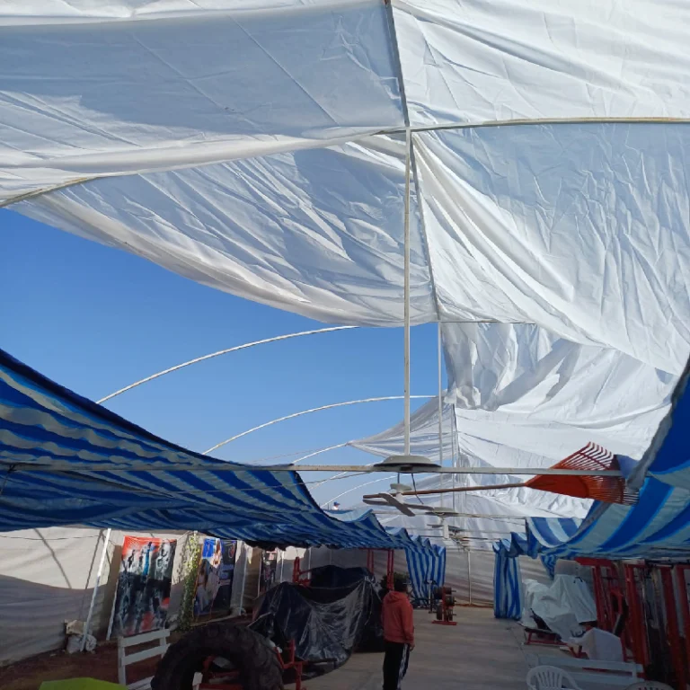 Mantenimiento y reparación de invernaderos